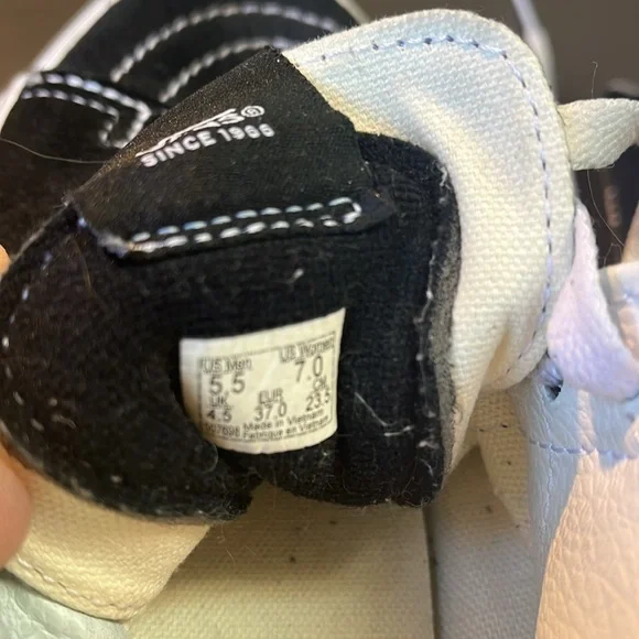 Vans suede high top off the wall, black white with ocean sea monster size 7 - Picture 9 of 9